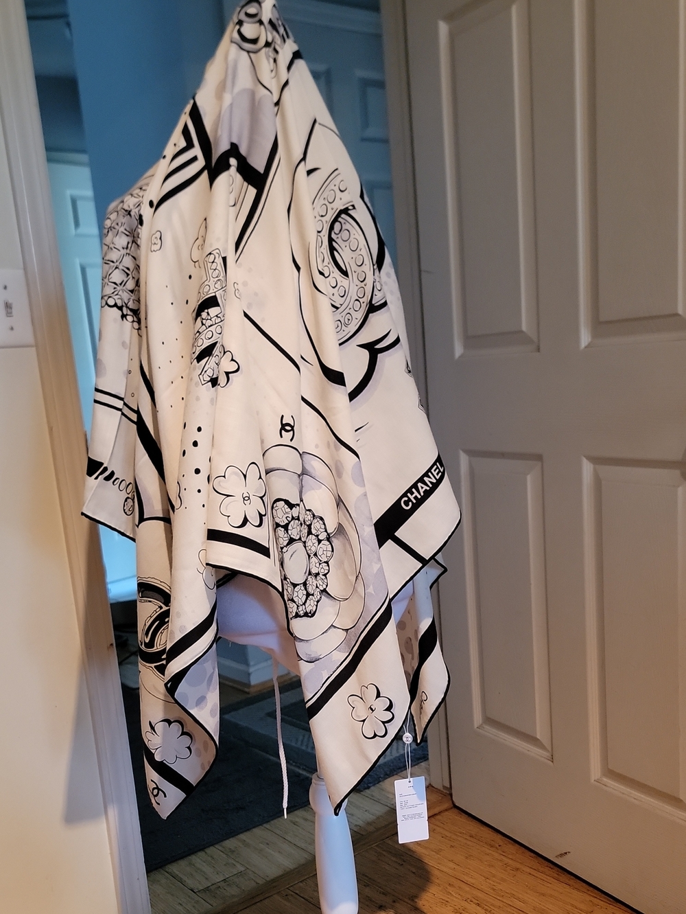 Inspired Black and White Floral-Print Scarf
